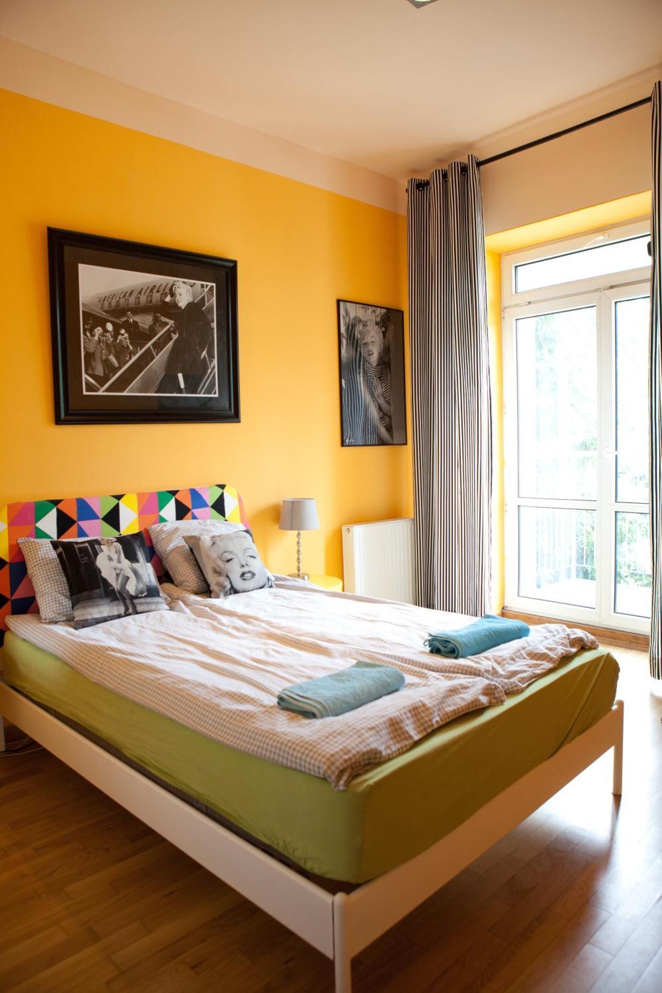 Pepe Hostel Warsaw Exterior photo